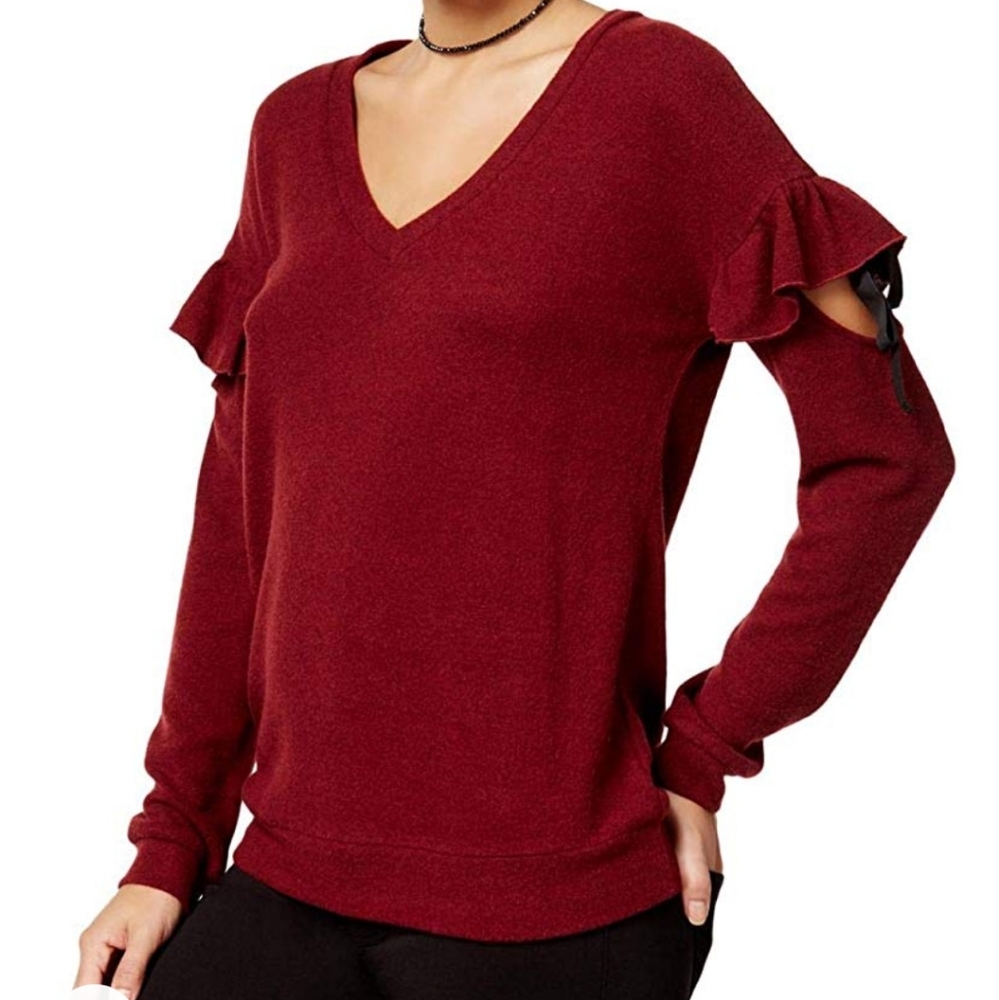 Ruffled cold shoulder fleece w/ velvet ties